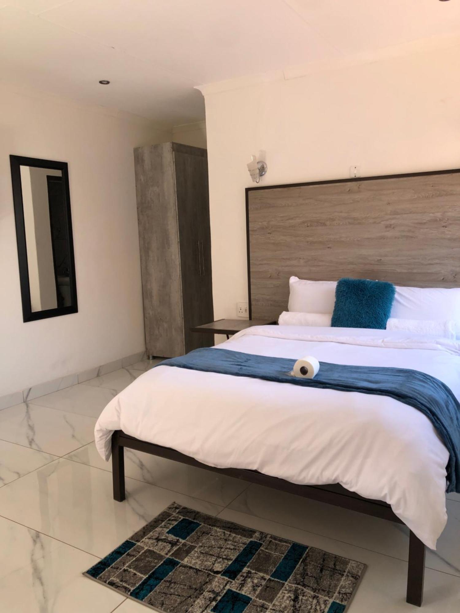 The Parks Guest house Roodepoort